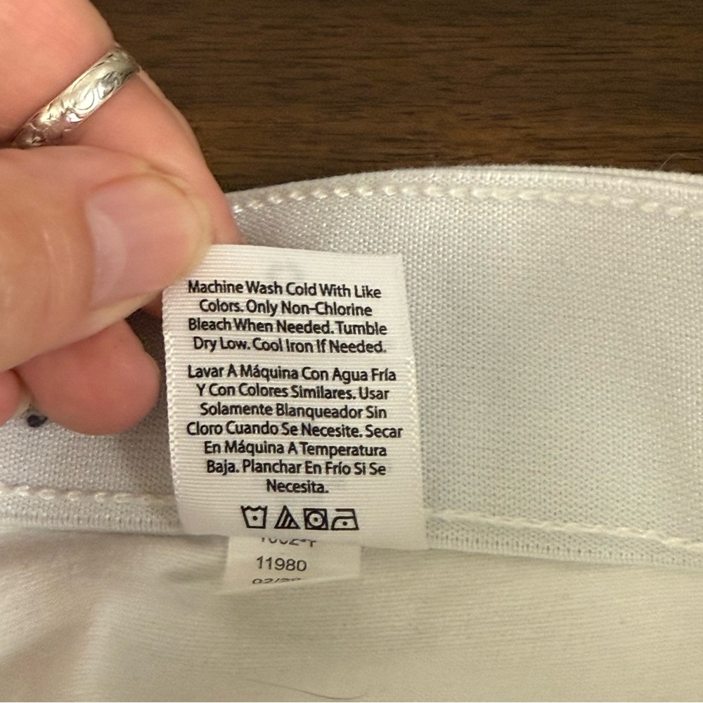 Terra & Sky Plus 20W White Distressed Capri Jeans Rolled Hem Summer Casual - Picture 6 of 7